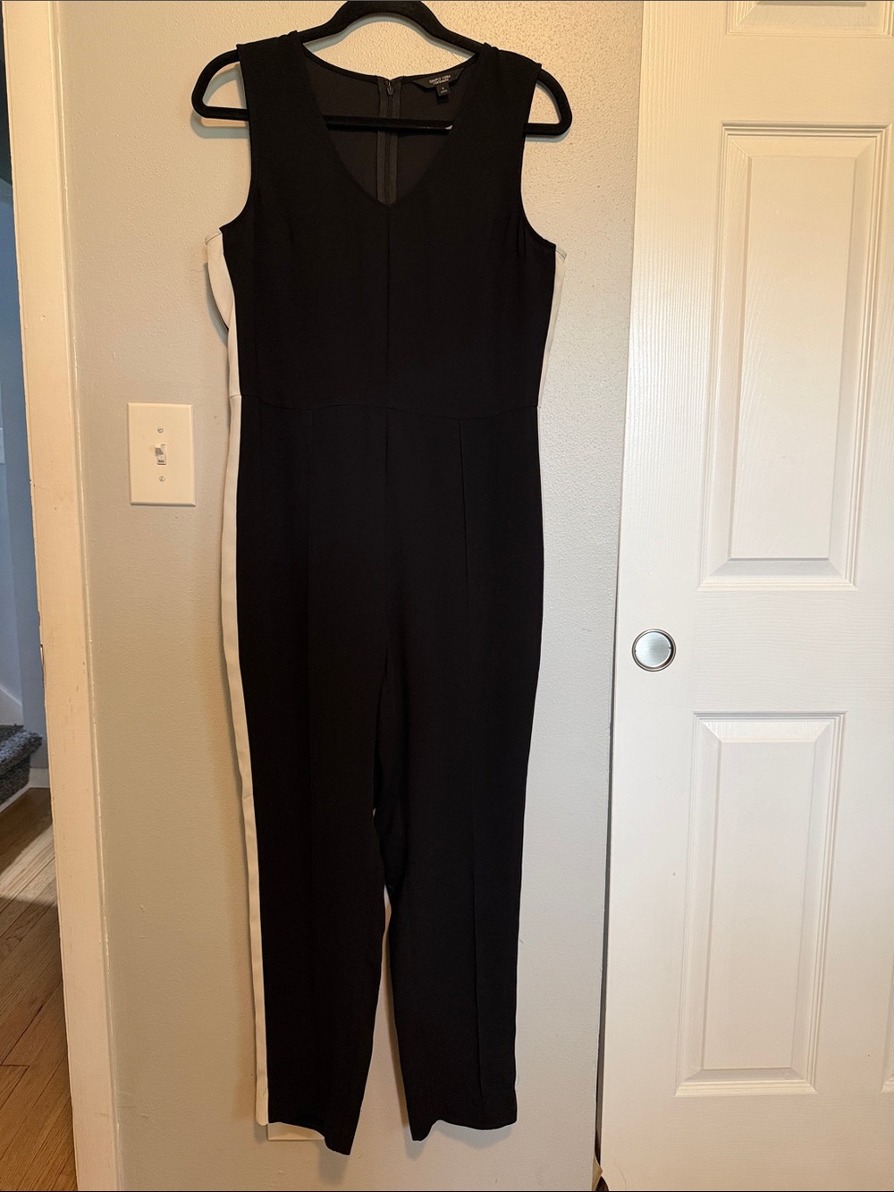 Simply Vera Vera Wang Black Sleeveless Jumpsuit with White Side Panels